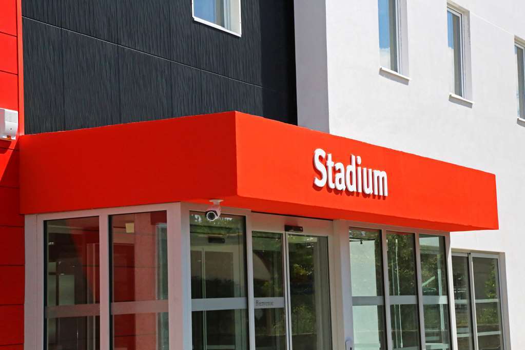 Kyriad Lyon Est Stadium Eurexpo Meyzieu Ngoại thất bức ảnh